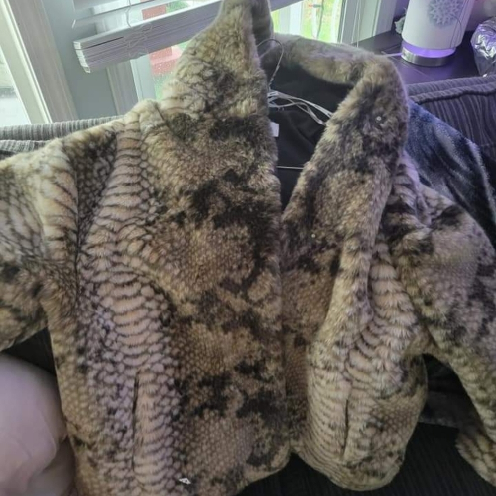 Jakke faux fur coat